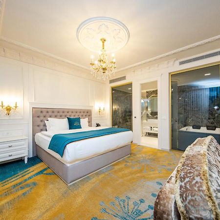Grand Hotel Belushi Boge Kültér fotó