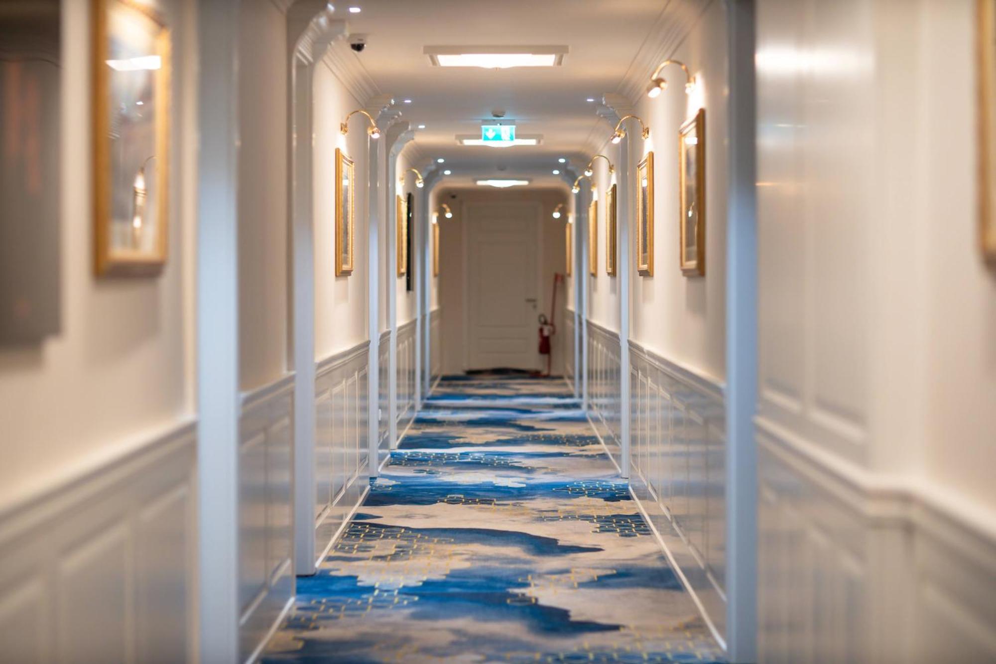 Grand Hotel Belushi Boge Kültér fotó